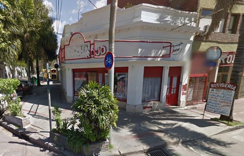Violento asalto al Bar Rojo, de Necochea y Riobamba - El Ciudadano & La Gente