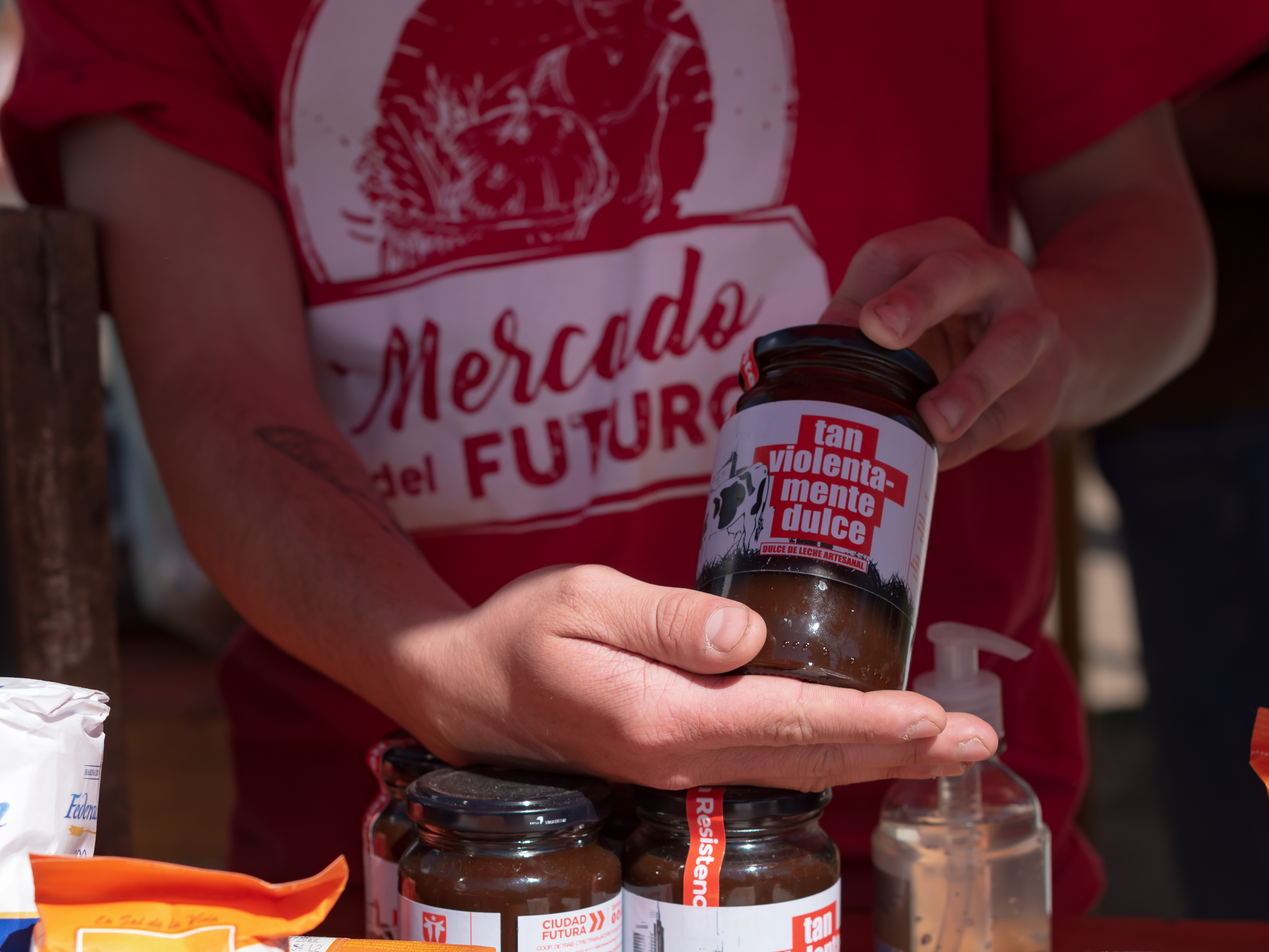 Mercado del Futuro: este viernes ofrecerán alimentos a precios muy bajos en la Plaza Montenegro – Diario El Ciudadano y la Región