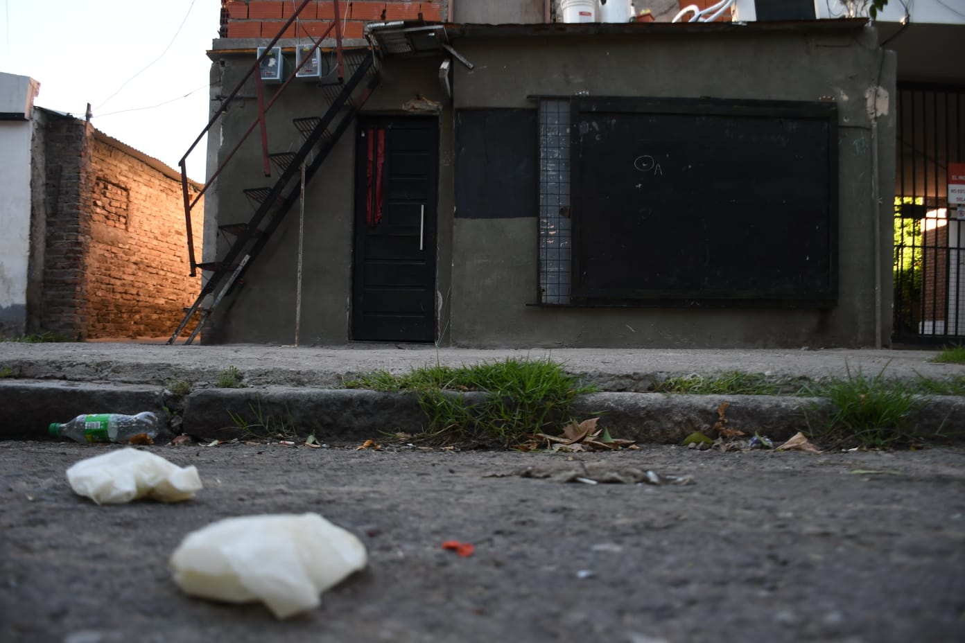 Matan a un hombre de 43 años y dejan heridas a tres personas en ...