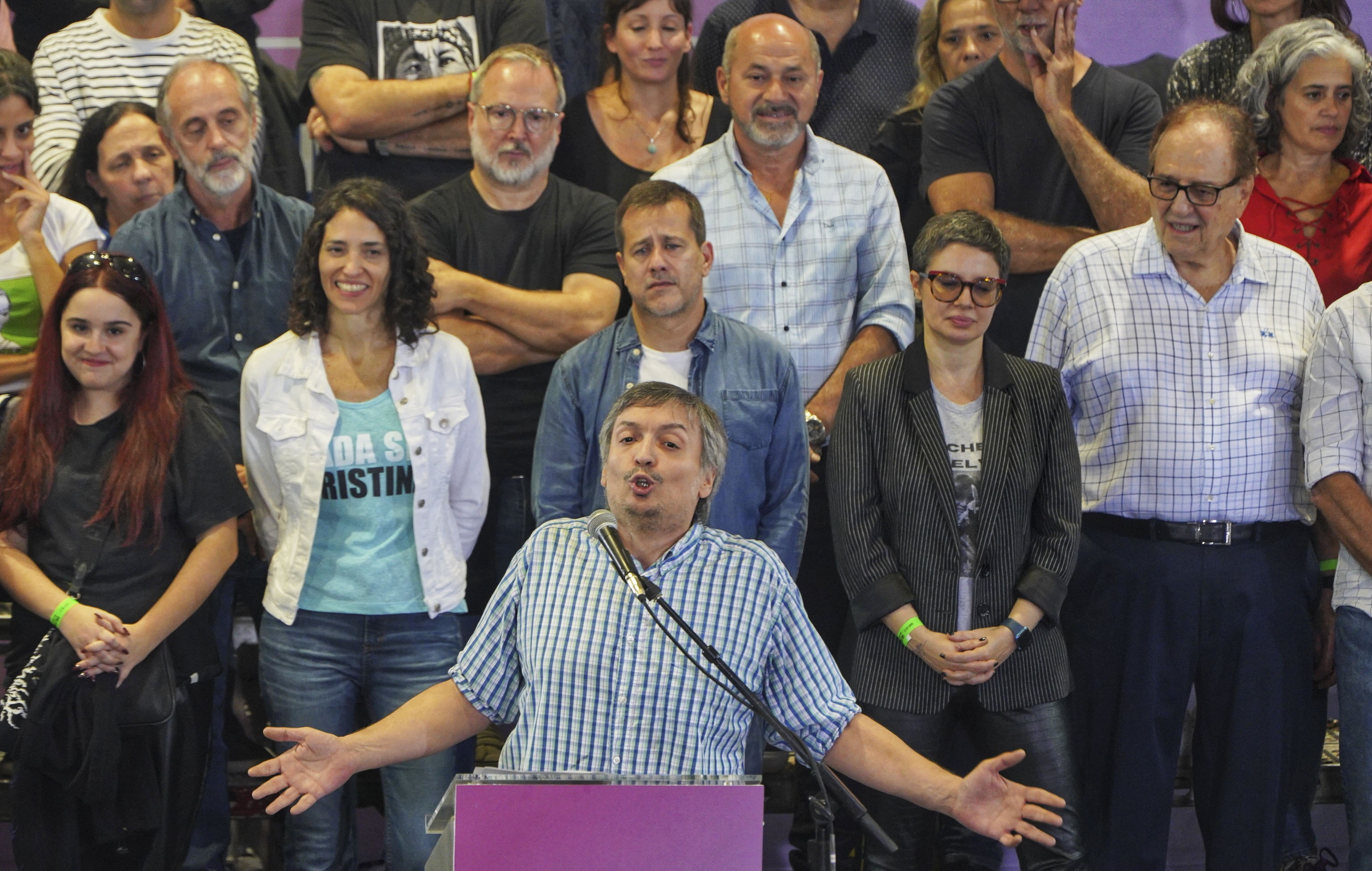Plenario de la militancia: Máximo Kirchner pidió “seguir acompañando” a la  vicepresidenta – Diario El Ciudadano y la Región