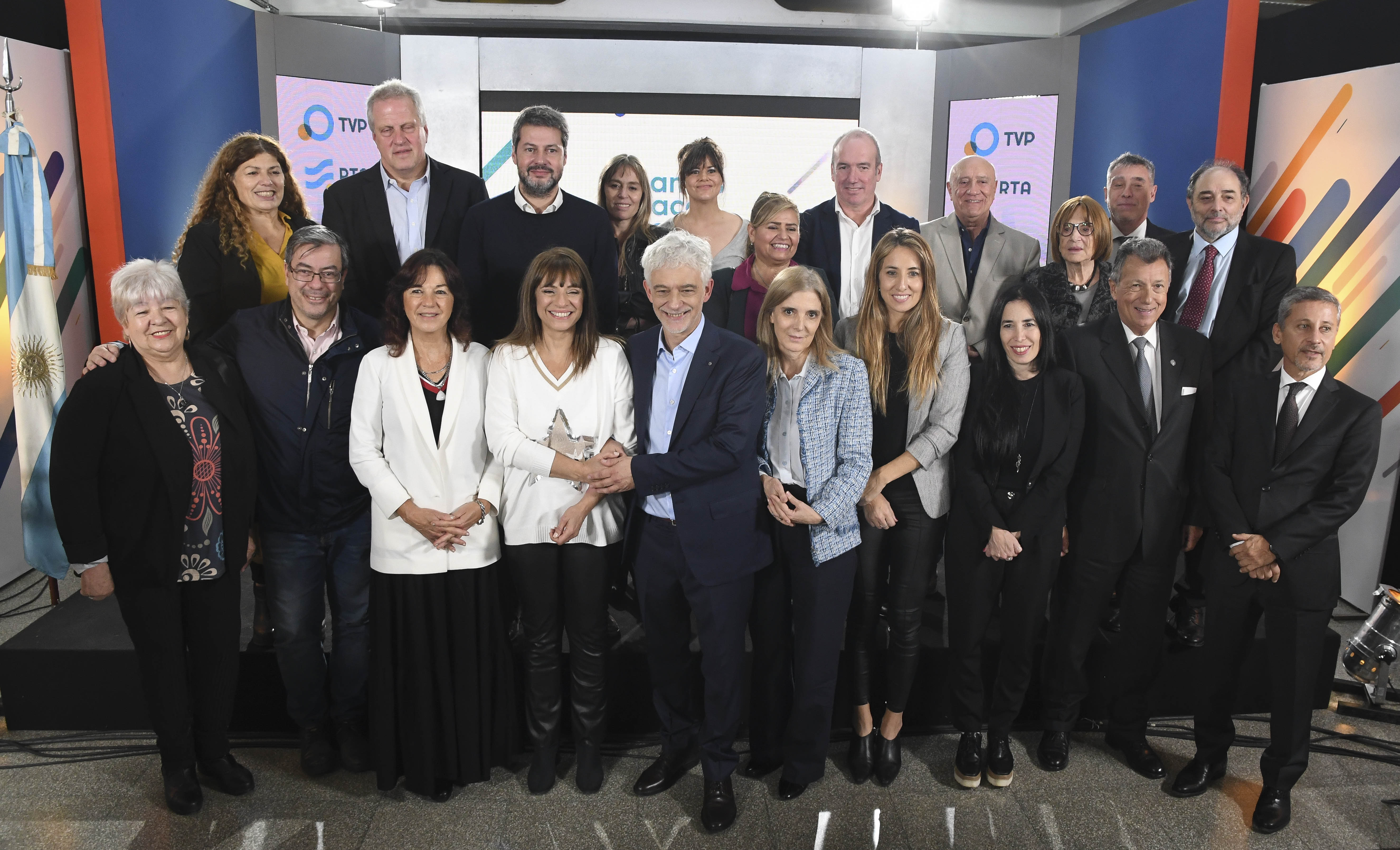 La TV Pública presentó su programación especial por los 40 años de la vuelta de la democracia – Diario El Ciudadano y la Región