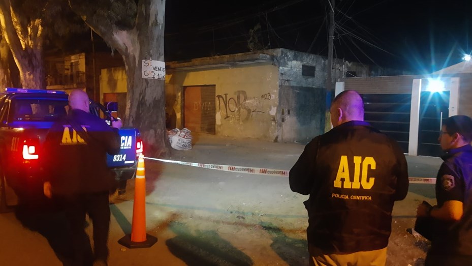 Asesinan a balazos a un hombre en la puerta de su casa en Carcarañá ...
