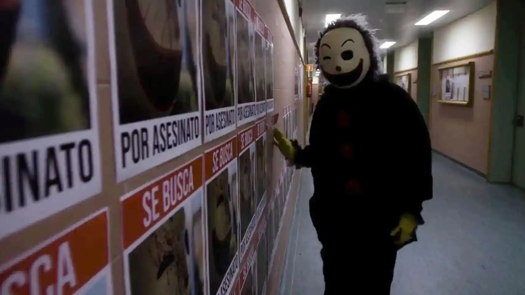 De qué trata la película española de terror de Netflix que la rompe en ...