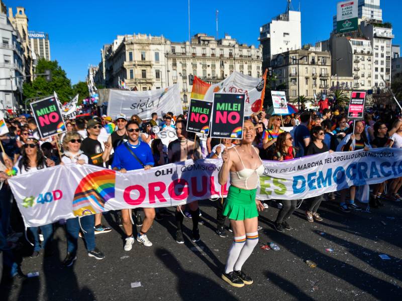 05-11-2023_miles_de_personas_participan_de