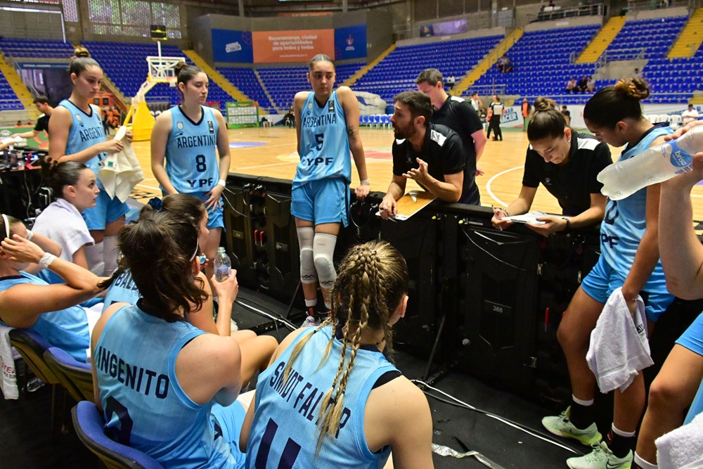 Argentina cerró la fase de grupos con una derrota frente a Brasil | El ...