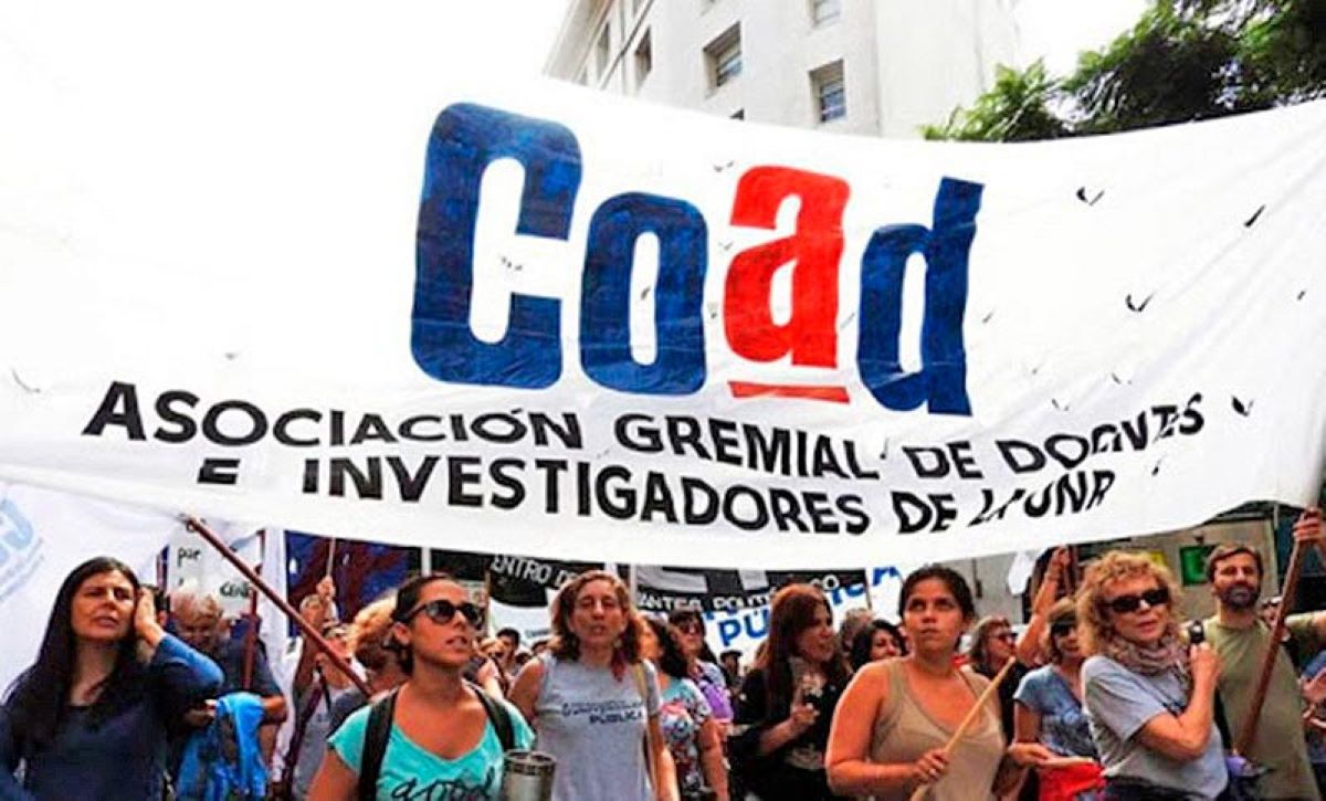 Docentes de la UNR van al paro este martes 21 y miércoles 22 de octubre ...