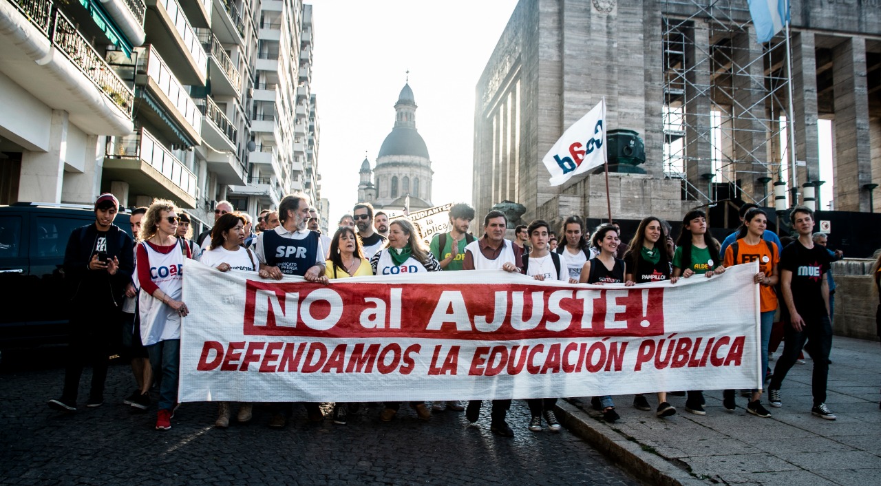 Los docentes universitarios paran 48 horas y anuncian Marcha Federal ...